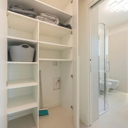 Luxury Elisabeth Con Garage Lejlighed Caorle