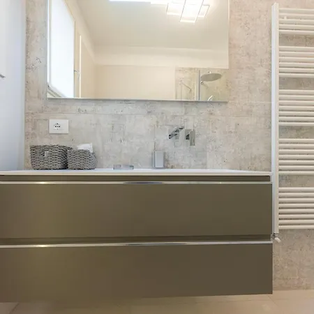 Luxury Elisabeth Con Garage Lejlighed