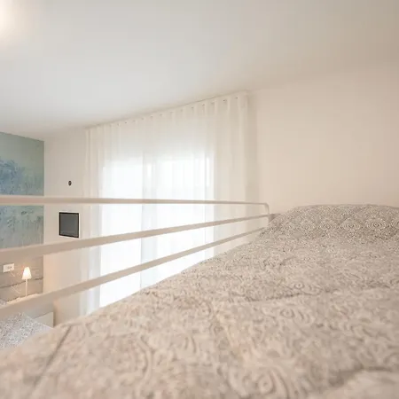 Luxury Elisabeth Con Garage